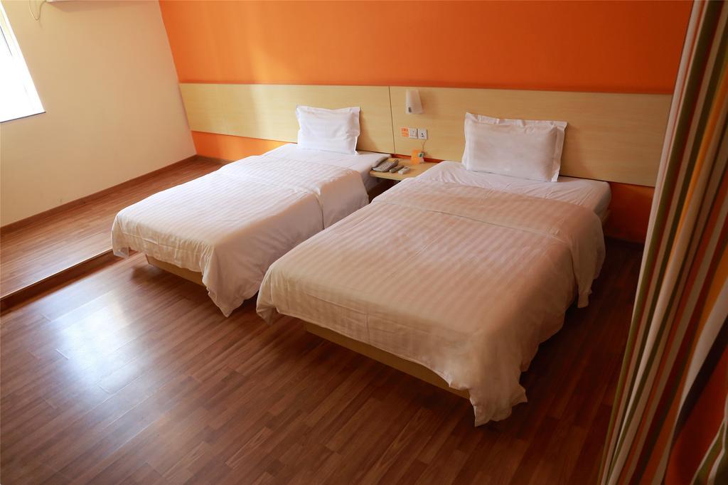 7Days Inn Xi'An Xiying Road 객실 사진